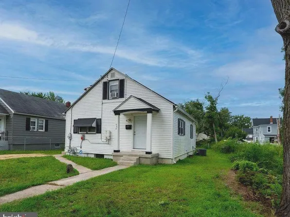 638 S 3rd St, Millville, NJ 08332