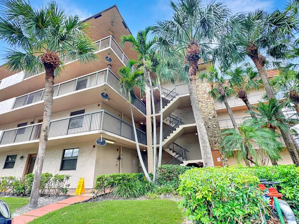4960 E Sabal Palm Boulevard #206, Tamarac, FL 33319