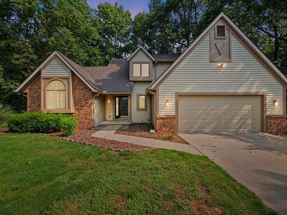 1st image of 4202 Mayflower Dr