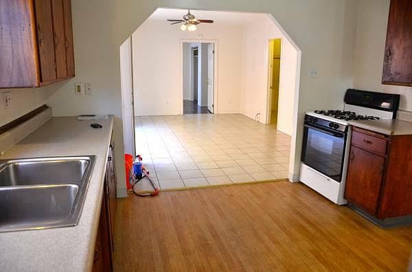 2nd image of 718 Olive Ave