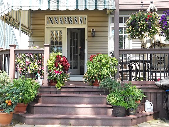 2nd image of 9 Quay Ln