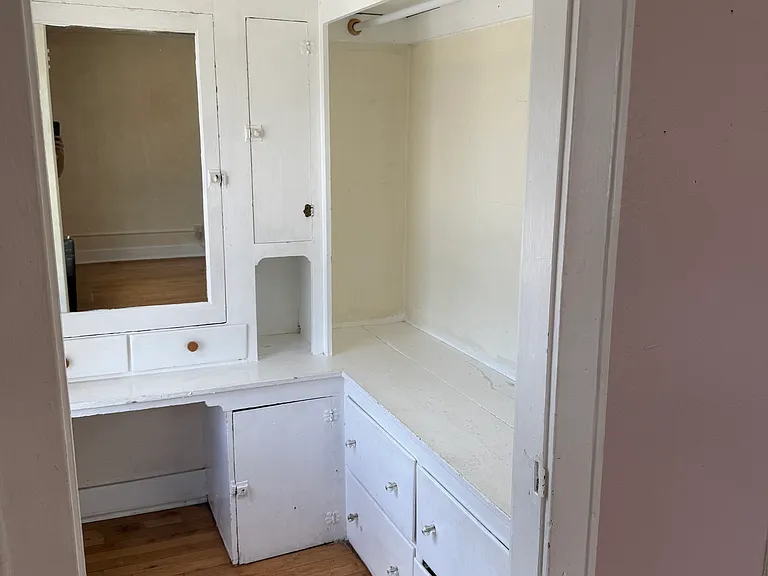 1405 Massachusetts St #3 — Photo 4