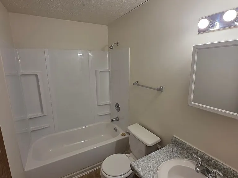 165 Atkinson St #6 — Photo 11