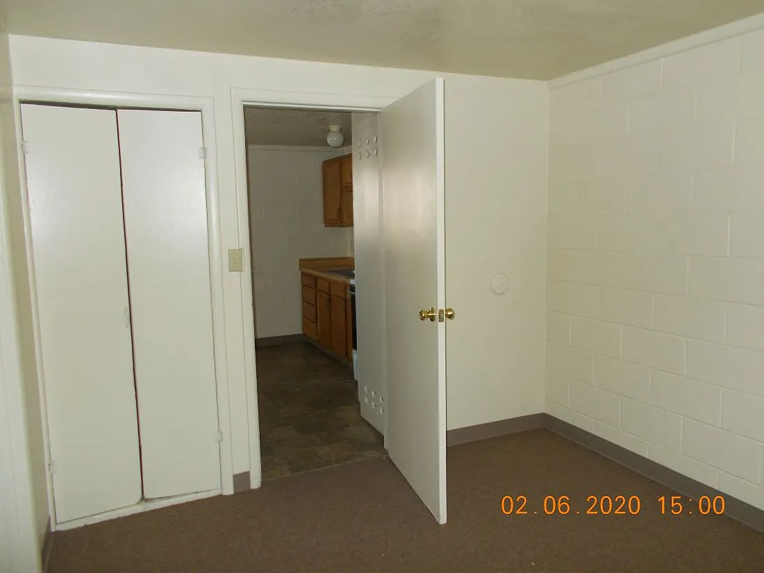2 bed, 850 sqft, $1,300 — Photo 4