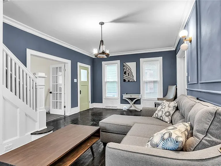 147 Grand St — Photo 10