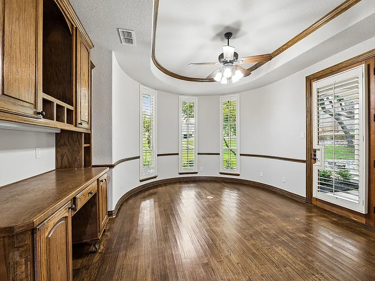 2101 Miracle Point Dr — Photo 43