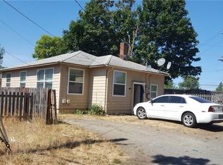 8 Clark Pl, Tacoma, WA 98409