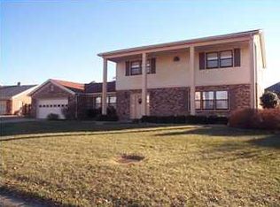 8733 W Whirlaway Ln, Newburgh, IN