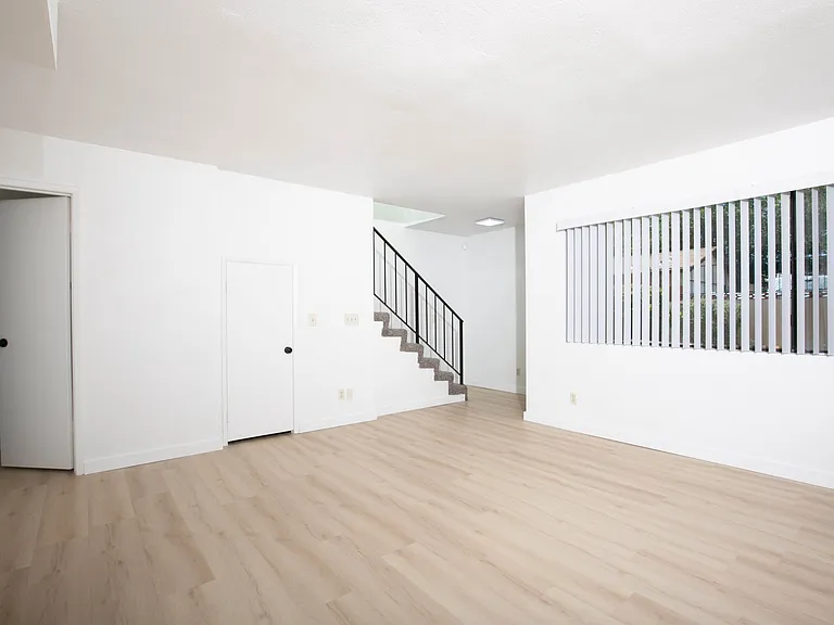 44200 Kingtree Ave #50 — Photo 7