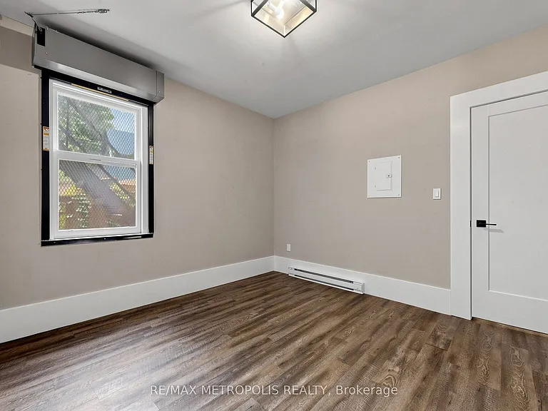 41 Albert St #2 — Photo 9