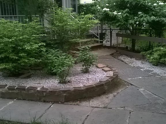 4th image of 207 N Grove St