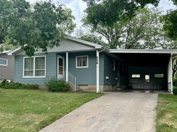 208 N Poplar Ave, Pierre, SD 57501