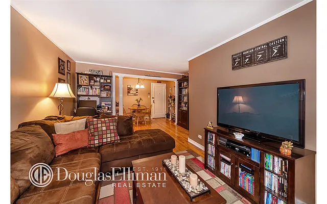 Sold by Douglas Elliman | media 35