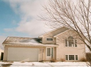 1816 Shasta Dr, Hudson, WI 54016