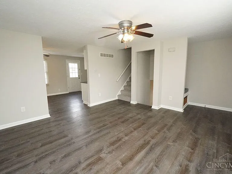 1382 Firethorne Dr — Photo 13