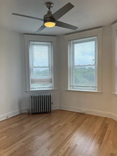 2 bed, 999 sqft, $4,000 — Photo 4