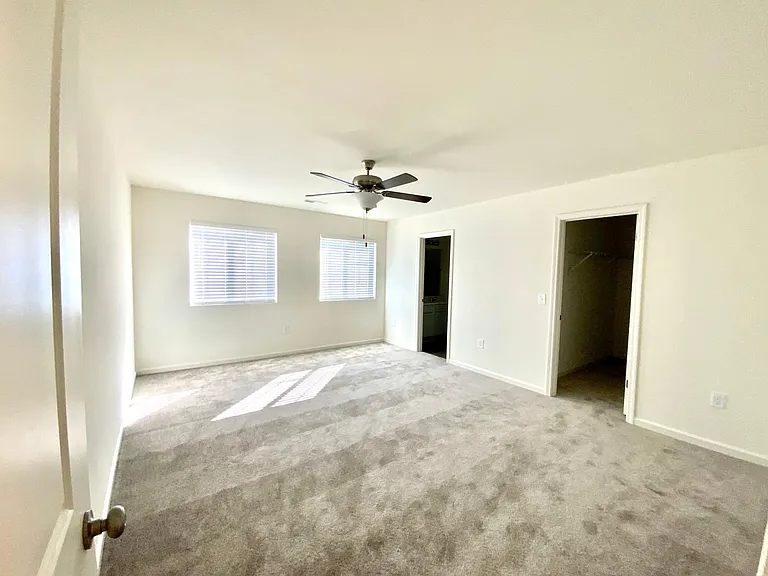 3912 Bissett Way — Photo 28