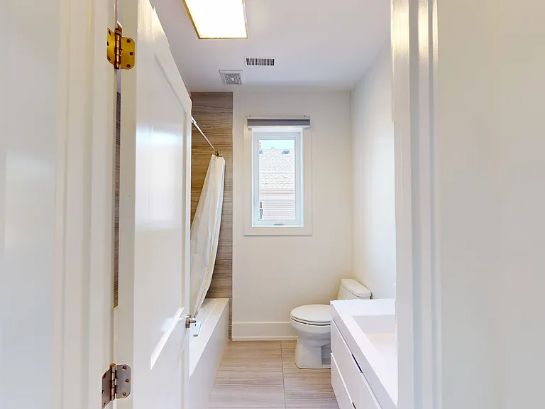 24 Kennedy Ave #UPPER — Photo 34