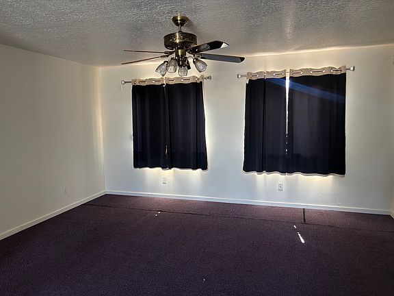 5th image of 820 Los Arboles Ave NW