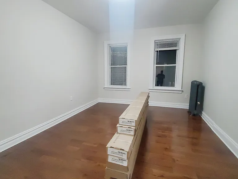127 Corbin Ave #402 — Photo 2