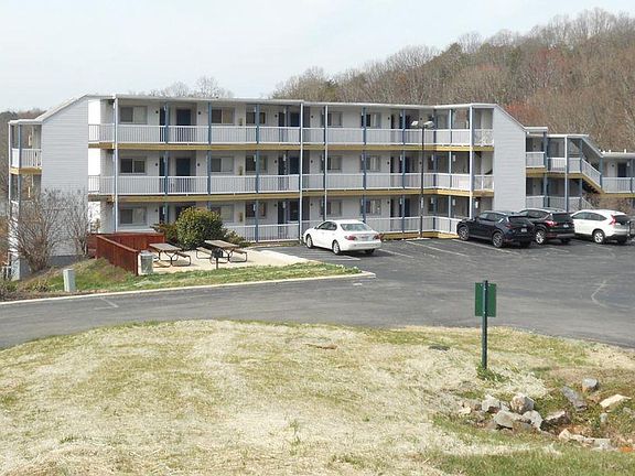 4th image of 1089 Bluewater Dr