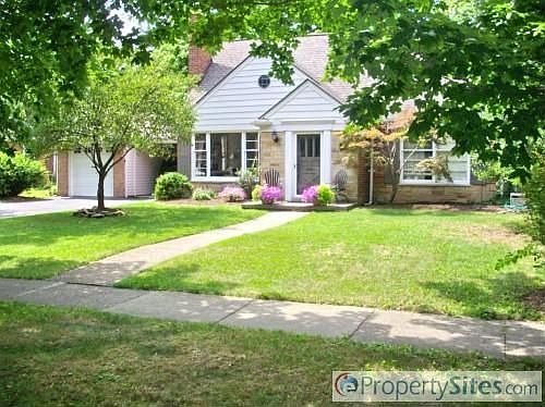 1st image of 32071 Auburn Dr