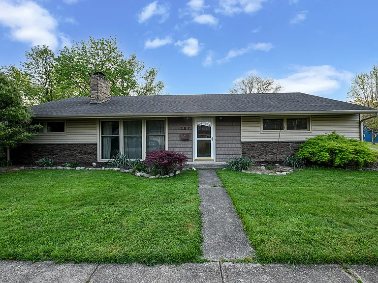 287 Edgewood Dr — Photo 1