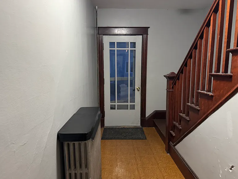 183 East Ave #1 — Photo 8