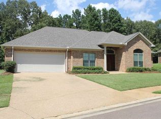 797 Creston Dr, Byram, MS 39272