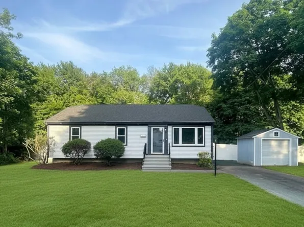 289 Commercial St, Whitman, MA 02382