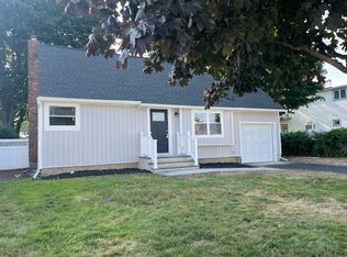 123 Buffalo Ave, Lindenhurst, NY 11757