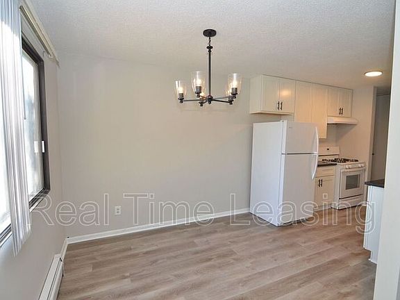 4th image of 4101 Parklawn Ave APT 234