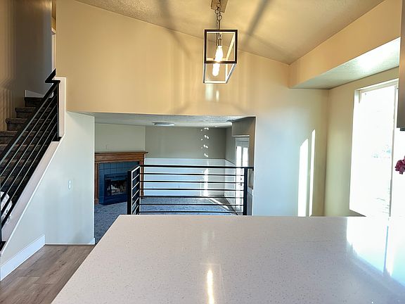 4th image of 1257 W Athleen Dr