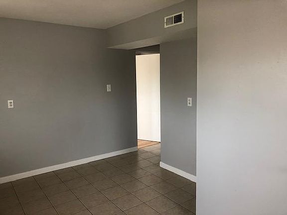3rd image of 3166 Arkansas Ave APT C