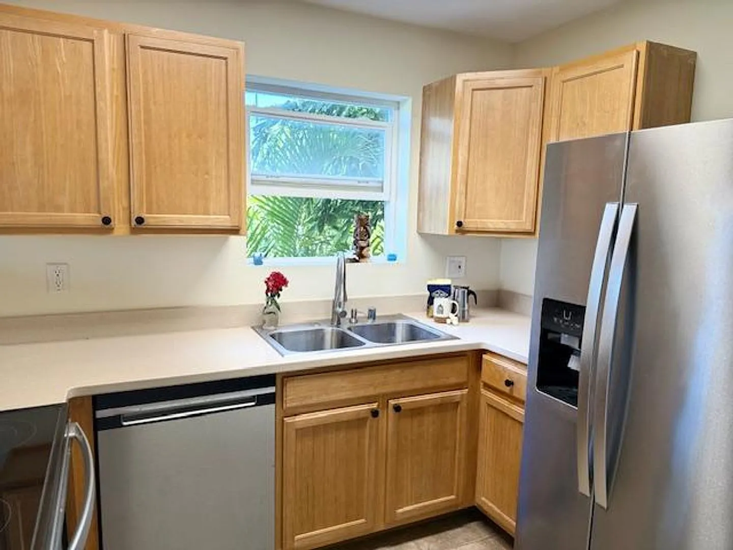 3 Bedroom/2 Bathroom at Villas at Kahana Ridge — Photo 2