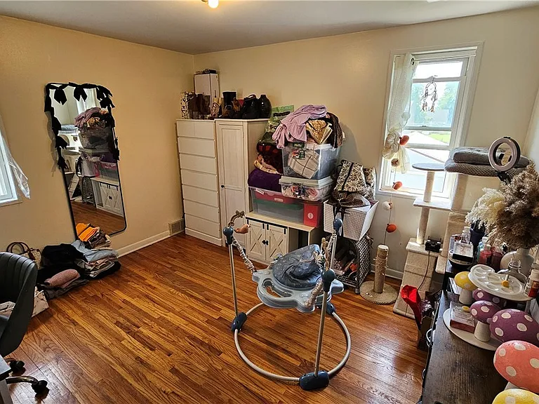 1377 Sheridan Dr #UPPER — Photo 12