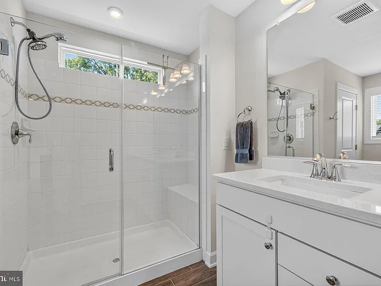 8106 Zoe Pl — Photo 18