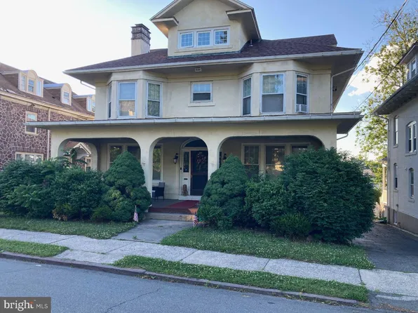 1812 Mahantongo St, Pottsville, PA 17901