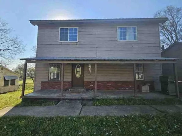 209 N 6th St, Coal Hill, AR 72832