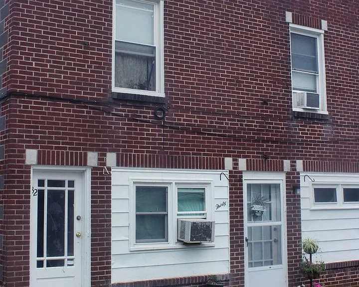 32 E Franklin St #2 — Photo 1