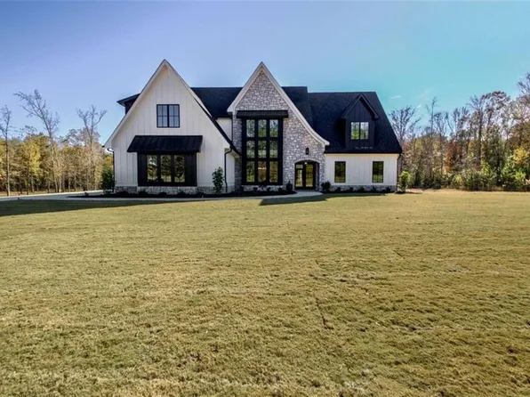 130 Grace Hope Dr, Brooks, GA 30205