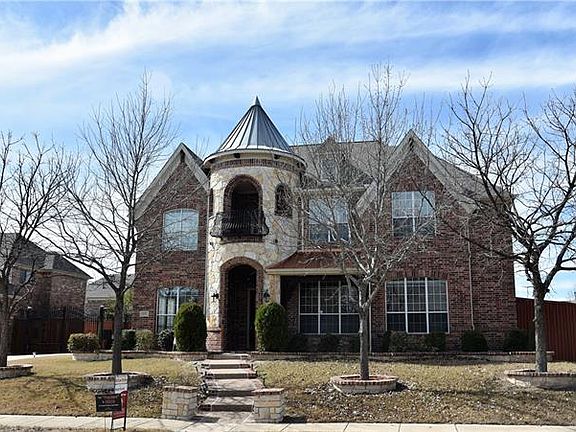 3rd image of 1131 Mandeville Dr