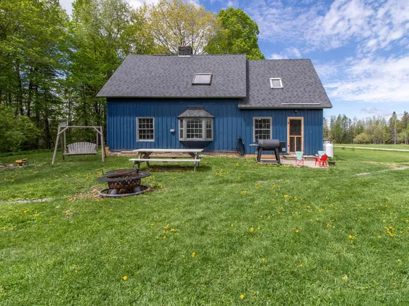 174 Andrews Road, Holland, VT 05830