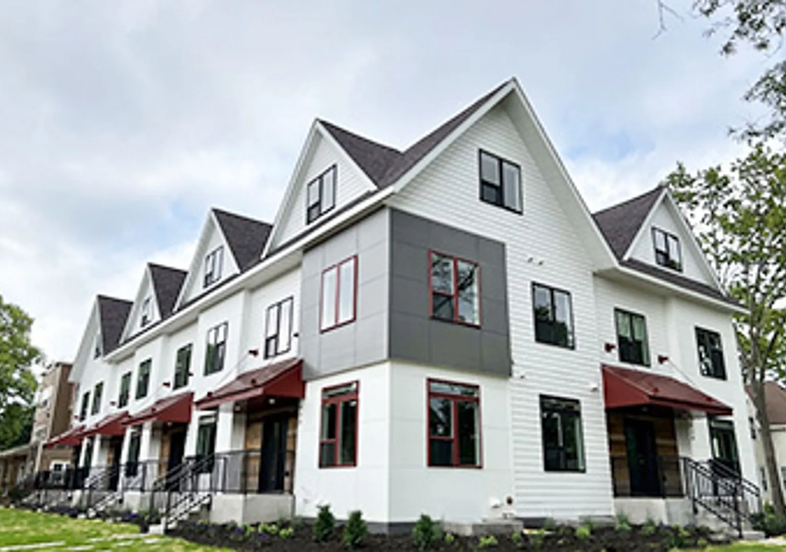 Dinkytown Townhomes (6-plex) — Photo 4