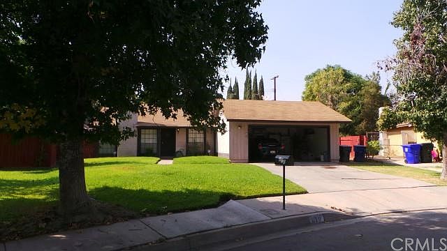 1st image of 870 San Carlo St
