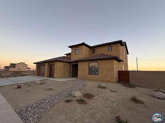 2nd image of 2085 Manzanita Dr
