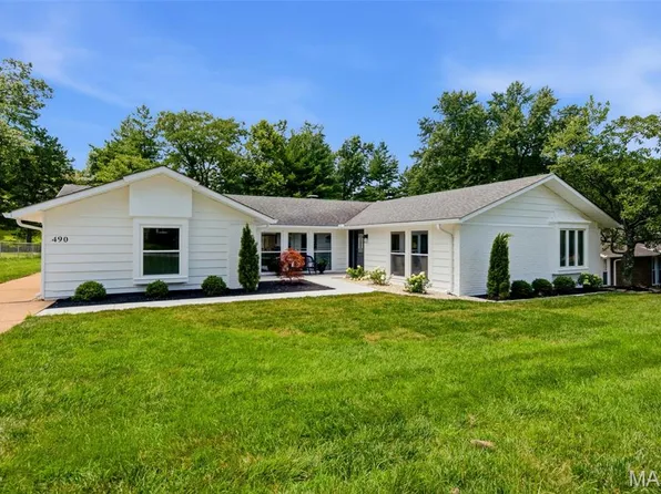 490 Maymont Dr, Ballwin, MO 63011