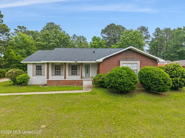 210 E Lakeside Dr, Hattiesburg, MS 39402