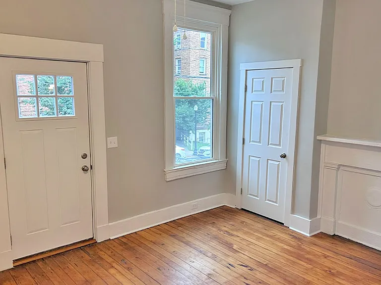 26 W Daniels St — Photo 2