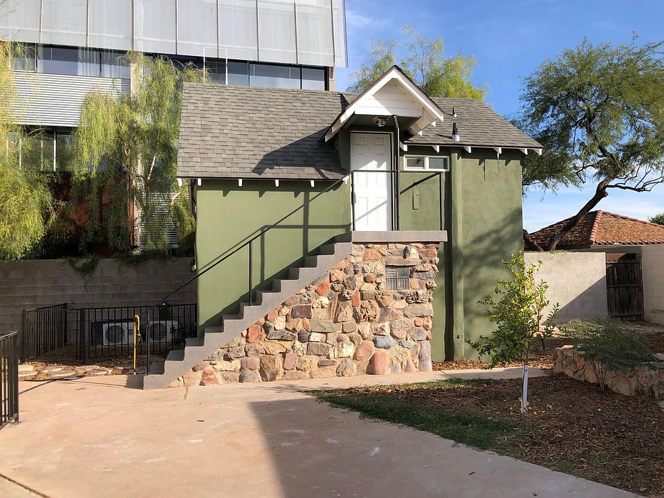 1st image of 1115 E Whitton Ave #3